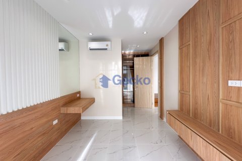 บ้านในพัทยา, ประเทศไทย 4 ห้องนอน № 196193 - รูปถ่าย 22