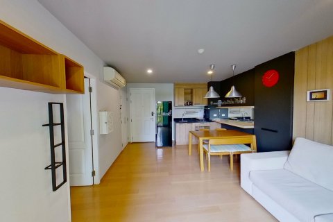 Studio dans le Condo à Watthana, Bangkok, Thaïlande  № 138388 - photo 5