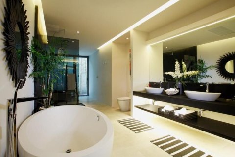 Penthouse in Phuket, Thailand 2 bedrooms № 162161 - photo 3