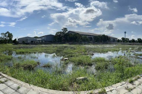 Земельный участок в Сам Пхране, Таиланд 25600м2  № 145120