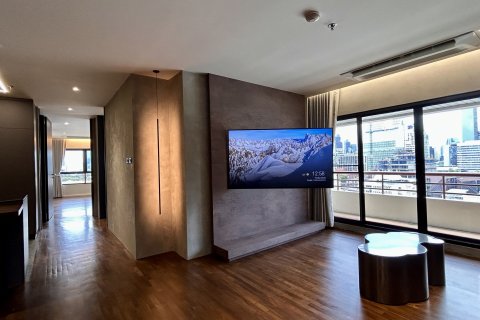 Condo in Pathum Wan, Bangkok, Thailand, 2 bedrooms  № 145123 - photo 4