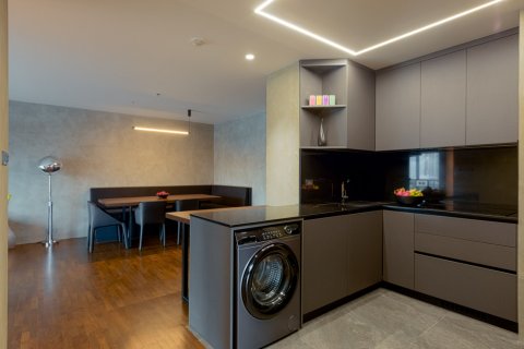 Condo in Pathum Wan, Bangkok, Thailand, 2 bedrooms  № 145123 - photo 7