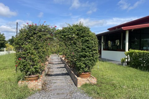 Land in Ubon Ratchathani, Thailand 27200 sq.m. № 149282 - photo 8