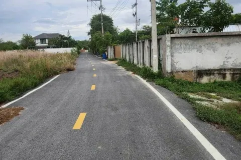 Land in Pattaya, Thailand 9600 sq.m. № 149280 - photo 2