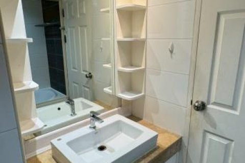 Квартира в Бангкоке, Таиланд с 2 спальнями  № 117518 - фото 14