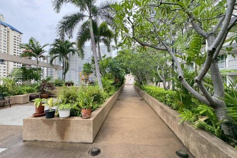 Квартира в Бангкоке, Таиланд с 2 спальнями  № 117518 - фото 7