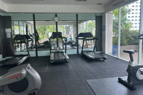 Квартира в Бангкоке, Таиланд с 2 спальнями  № 117518 - фото 2