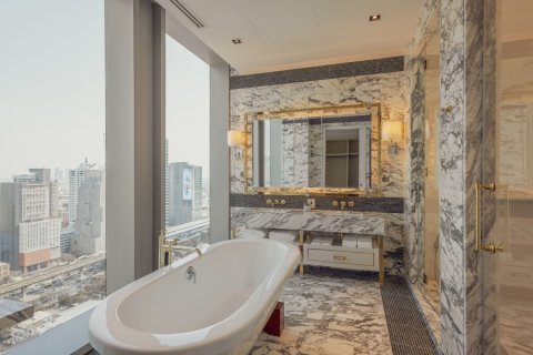 Condo in Bangkok, Thailand, 2 bedrooms  № 181047 - photo 7