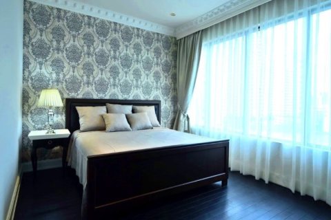 Condo in Bangkok, Thailand, 2 bedrooms  № 181051 - photo 14