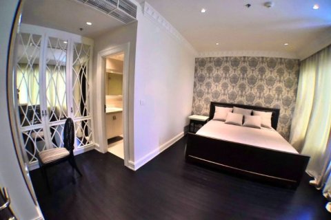 Condo in Bangkok, Thailand, 2 bedrooms  № 181051 - photo 15