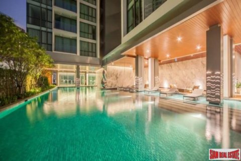 Apartment in Bangkok, Thailand 1 bedroom № 193994