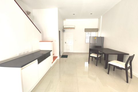 Таунхаус в Правете, Бангкок, Таиланд с 3 спальнями  № 164479 - фото 10