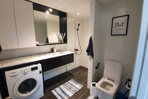 Condo in Huai Khwang, Bangkok, Thailand, 2 bedrooms  № 164480 - photo 19