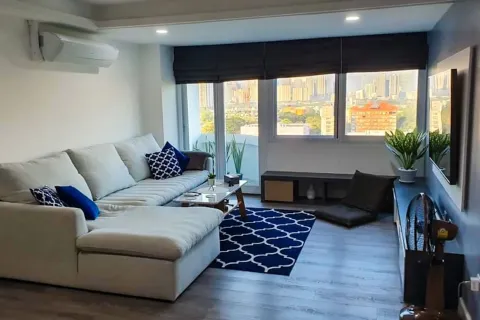 Condo in Huai Khwang, Bangkok, Thailand, 2 bedrooms  № 164480 - photo 4