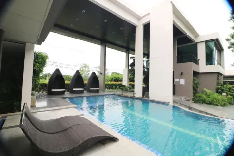 House in Udon Thani, Thailand 4 bedrooms № 164478