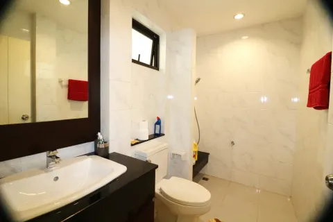 House in Udon Thani, Thailand 4 bedrooms № 164478 - photo 23