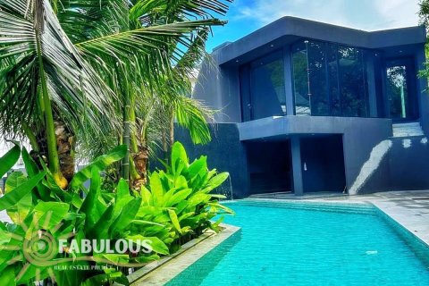 Вилла на Пляже Найтон, Таиланд с 3 спальнями  № 179757