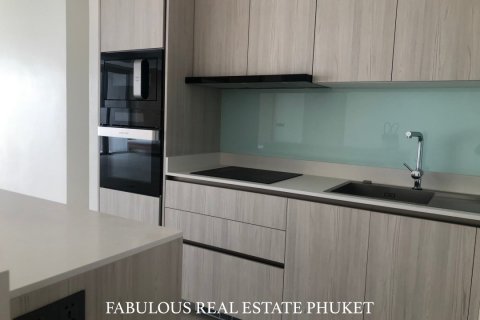 Condo in Bang Tao, Thailand, 2 bedrooms № 179759 - photo 9
