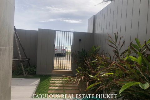 Condo in Bang Tao, Thailand, 2 bedrooms № 179759 - photo 13