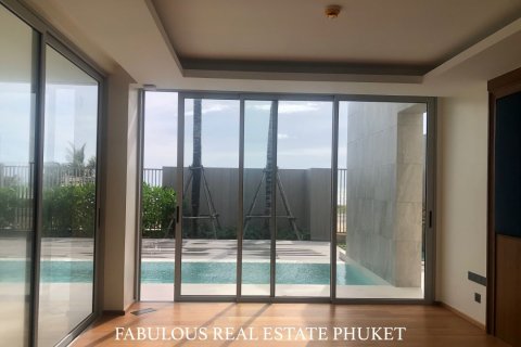 Condo in Bang Tao, Thailand, 2 bedrooms № 179759 - photo 10