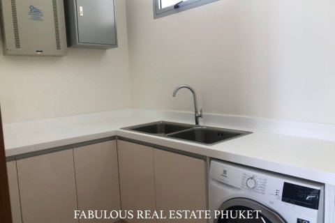 Condo in Bang Tao, Thailand, 2 bedrooms № 179759 - photo 4