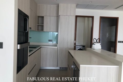 Condo in Bang Tao, Thailand, 2 bedrooms № 179759 - photo 7