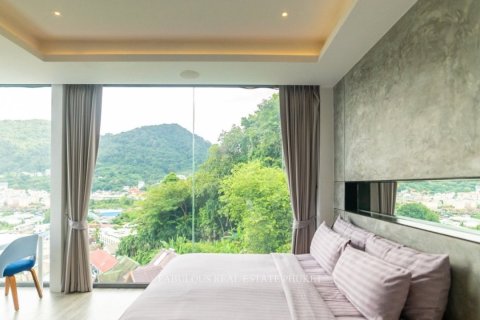 Villa in Patong, Thailand 7 bedrooms № 179761 - photo 11