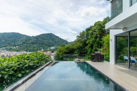 Villa in Patong, Thailand 7 bedrooms № 179761 - photo 8