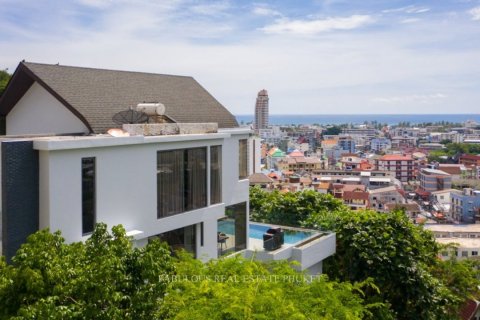 Villa in Patong, Thailand 7 bedrooms № 179761 - photo 2