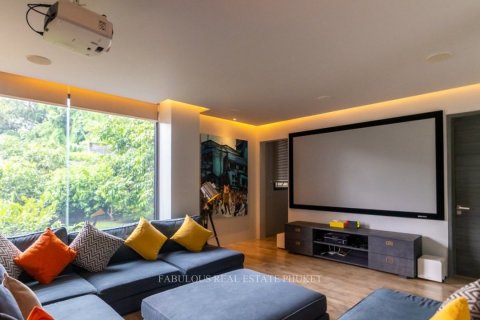 Villa in Patong, Thailand 7 bedrooms № 179761 - photo 10