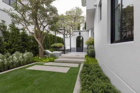 House in Saphan Sung, Bangkok, Thailand 5 bedrooms № 171238 - photo 19