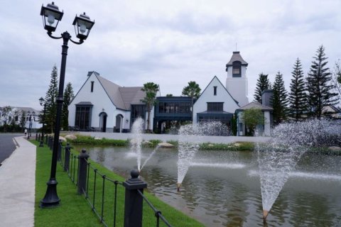 House in Saphan Sung, Bangkok, Thailand 5 bedrooms № 171238 - photo 2