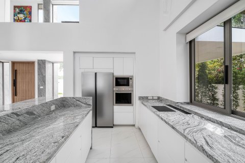 Villa à Phuket, Thaïlande 6 chambres № 167350 - photo 5