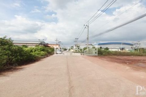 Land in Samut Sakhon, Thailand 62832000 sq.m. № 167351 - photo 2