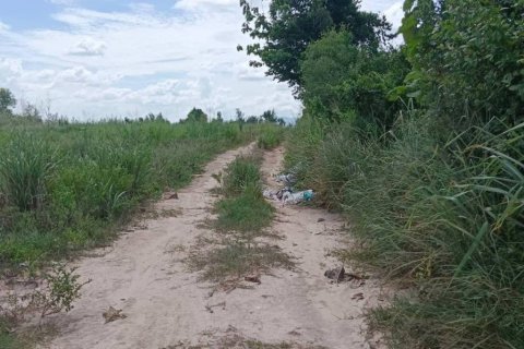 Земельный участок в Си Рача, Таиланд  № 114166 - фото 4