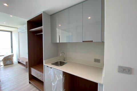 Condo in Hua Hin, Thailand, 1 bedroom  № 168315 - photo 7