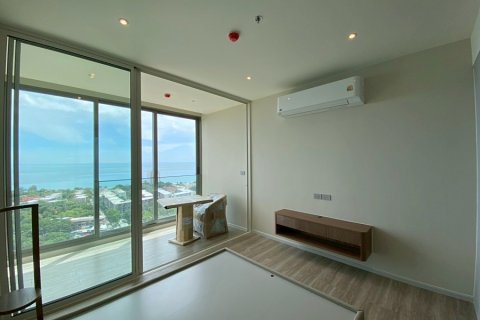 Condo in Hua Hin, Thailand, 1 bedroom  № 168315 - photo 2