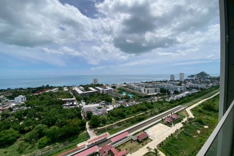 Condo in Hua Hin, Thailand, 1 bedroom  № 168315 - photo 9