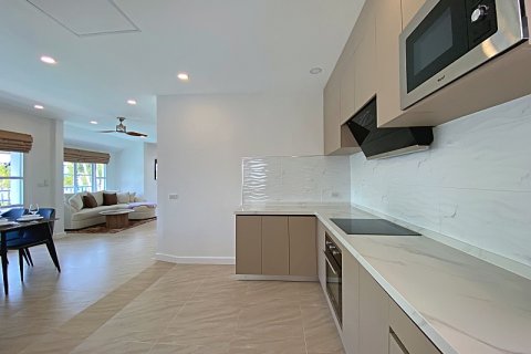 Villa à Hua Hin, Thaïlande 3 chambres № 168282 - photo 14