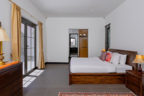 Villa in Hua Hin, Thailand 3 bedrooms № 168318 - photo 17