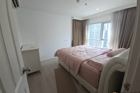 Condo in Bangkok, Thailand, 2 bedrooms  № 184920 - photo 2