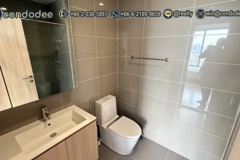 Condominio de 3 dormitorios en Bangkok, Tailandia № 233720 - foto 16