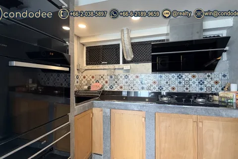 Condominio de 2 dormitorios en Watthana, Bangkok, Tailandia № 233721 - foto 7