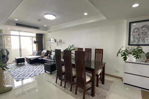 คอนโดมิเนียมในคลองเตย, กรุงเทพฯ, ประเทศไทย, 3 ห้องนอน № 200752 - รูปถ่าย 19