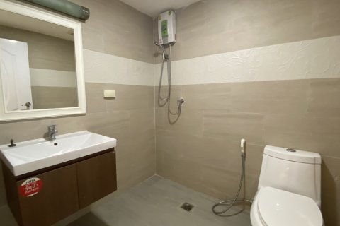 คอนโดมิเนียมในวัฒนา, กรุงเทพฯ, ประเทศไทย, 3 ห้องนอน № 200754 - รูปถ่าย 15