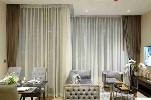 Condo in Bangkok, Thailand, 2 bedrooms  № 183397 - photo 5