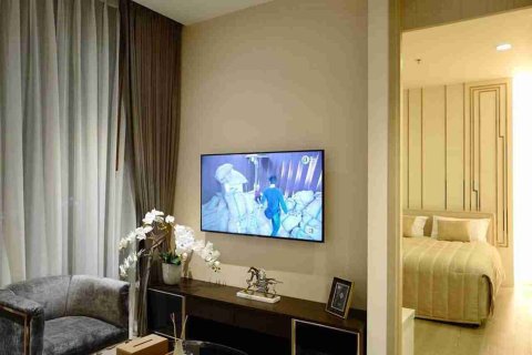 Condo in Bangkok, Thailand, 2 bedrooms  № 183397 - photo 9