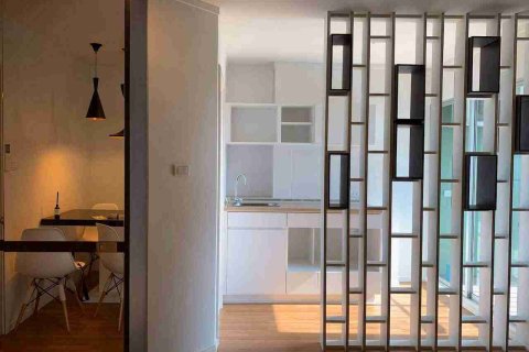 Condo in Bangkok, Thailand, 2 bedrooms  № 183399 - photo 5