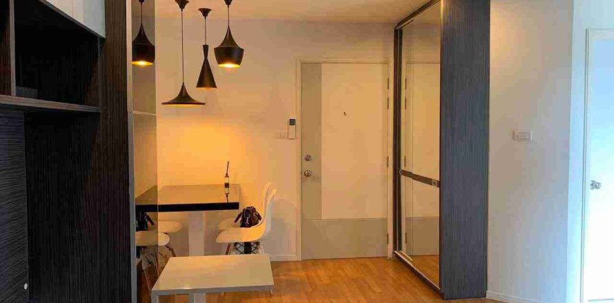 Condo in Bangkok, Thailand, 2 bedrooms  № 183399