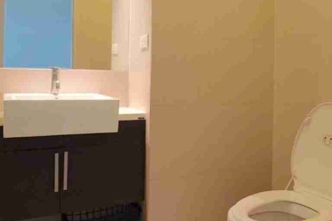 Condo in Bangkok, Thailand, 1 bedroom  № 183396 - photo 4